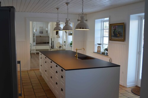 Large holiday home in seaside hotel style