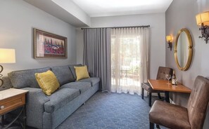 Living area - Available for Super Bowl Weekend!  1:15-hour drive from Santa Clara. (Napa)