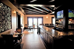 Bar (on property) - 3-bedroom house in delightful Cabo San Lucas, AMAZING 1 week option (Cabo San Lucas)