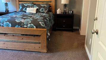 3 soveværelser, skrivebord, Wi-Fi, sengetøj