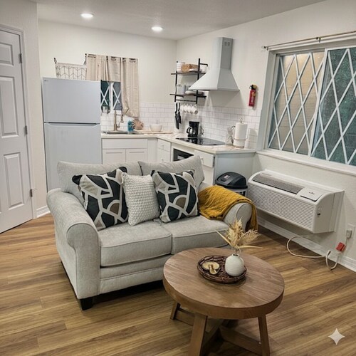 Palm Haven: Peaceful Studio Cabin near FL Springs