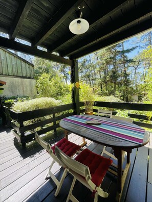 Outdoor dining - Seignosse Océan Family patio villa 5/6 persons - Garden and terraces - Walking distance to the beach (SEIGNOSSE)