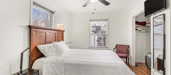 Cozy Hazel Park 2BR retreat w/free parking near top attractions