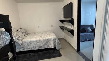 1 quarto, Wi-Fi, roupa de cama, acesso para cadeiras de rodas