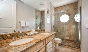 Shower, hair dryer, towels, shampoo - Tropical Oasis ~ Rooftop Views/Games/Walk to Beach (Holmes Beach)