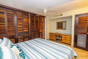 Iron/ironing board, WiFi, bed sheets - Oceanfront Suite Amethyst at Sapphire Beach w/WiFi, Generator (St Thomas)