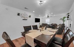 Dining - Serenity Bungalow - Midterms Welcome (Robinson)