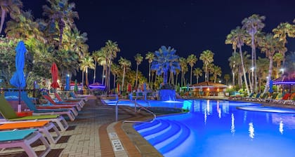 2 Bedroom 2 Bathroom Condo #606 - Beachfront Property – Perfect for Families