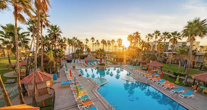 2 Bedroom 2 Bathroom Condo #606 - Beachfront Property – Perfect for Families