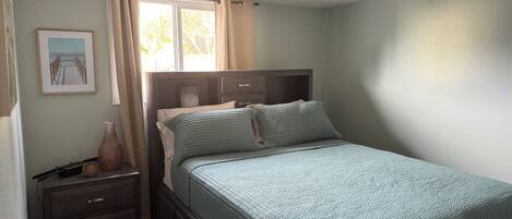 1 makuuhuone, silitysrauta/-lauta, Wi-Fi, vuodevaatteet