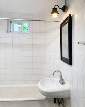 Hårtørrer, håndklæder, Sæbe, Shampoo