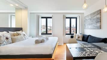 Studio (Standard Studio)