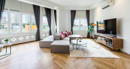 The White House Serviced Residences