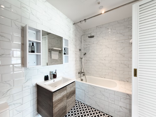 The White House Serviced Residences 