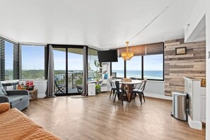 Living area - Steps to the Beach-Sunbird Condo (Panama City Beach)