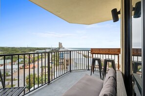 Property grounds - Steps to the Beach-Sunbird Condo (Panama City Beach)