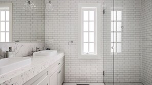 Shower, hair dryer, towels