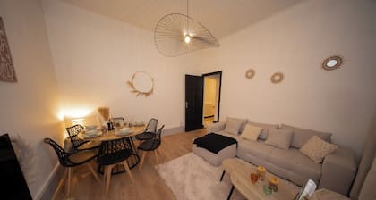 Cozy 2-bedroom apartment in charming Chambéry perfect for your stay with parking
