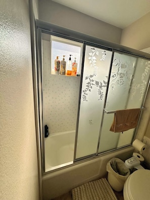 Hair dryer, bidet, towels, soap - 2-bedroom townhome in tranquil Santa Barbara with fitnes and game room in garage (Santa Barbara)