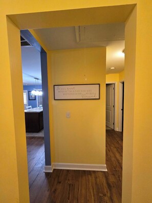 Interior - 3-bedroom house in beautiful Greer (Greer)