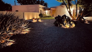 Property grounds - Casa Feathergrass (Roswell)