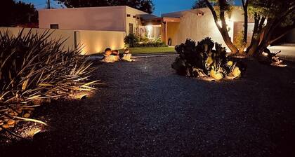 Casa Feathergrass