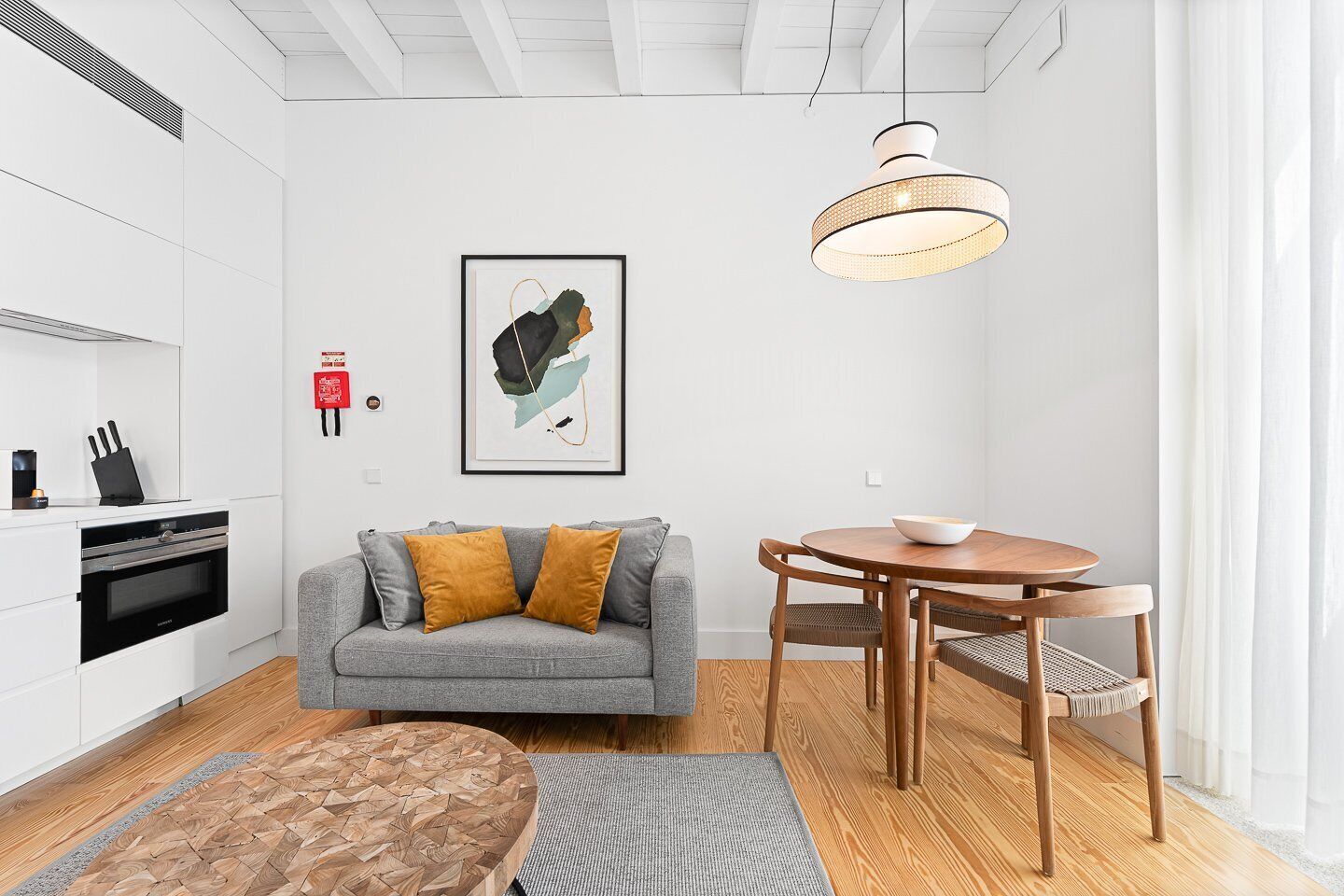 Apartment (Deluxe Apartment) | Living room