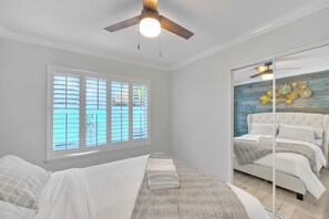 5 bedrooms, desk, iron/ironing board, travel cot - Spacious 5BR Family Home in Arcadia｜Sleeps 12｜Near Pasadena & DTLA｜Free Parking (Arcadia)