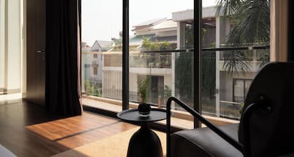 Lam Living