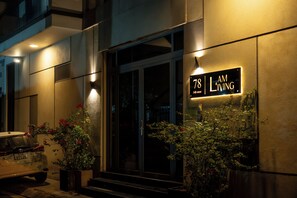 Overnatningsstedets facade