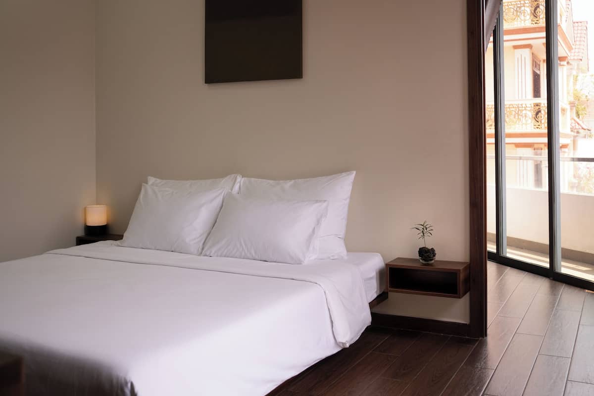 Deluxe-Apartment | Hochwertige Bettwaren, Betten mit Memory-Foam-Matratzen