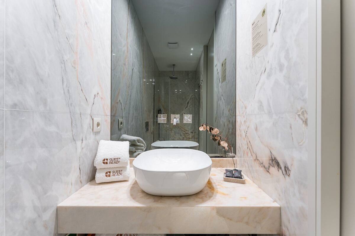 Studio (Studio with Terrace) | Bathroom