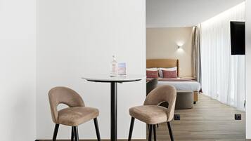 Monolocale (Studio with Terrace) | Ristoranti