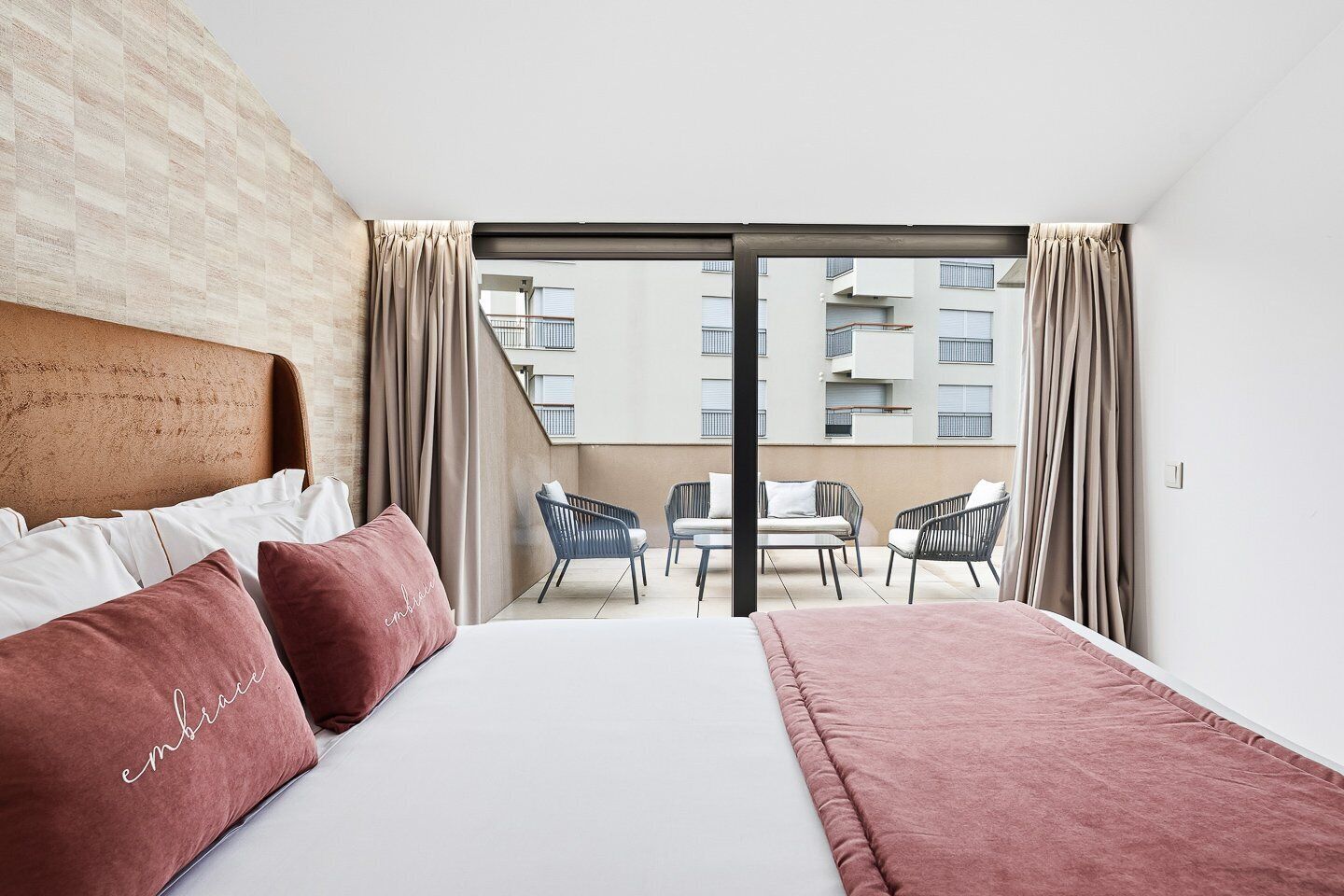 Studio (Duplex Studio) | Individuell dekoriert, laptopgeeigneter Arbeitsplatz