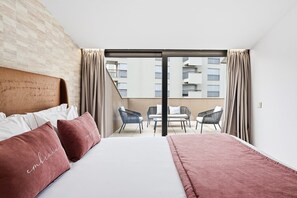 Individually decorated, laptop workspace, iron/ironing board, free WiFi - Guestready - Alma Invicta (Porto)