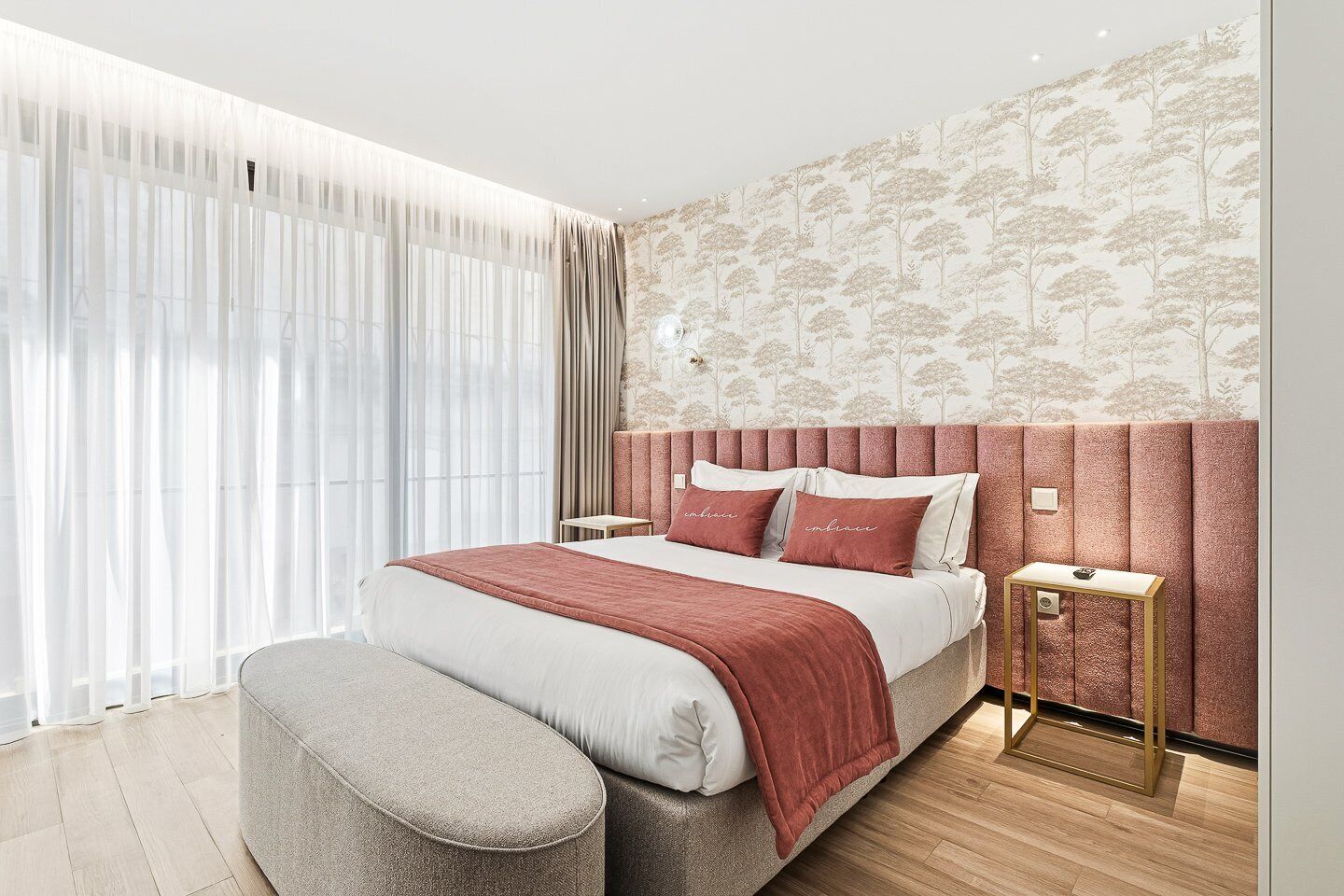 Studio (Standard Studio)