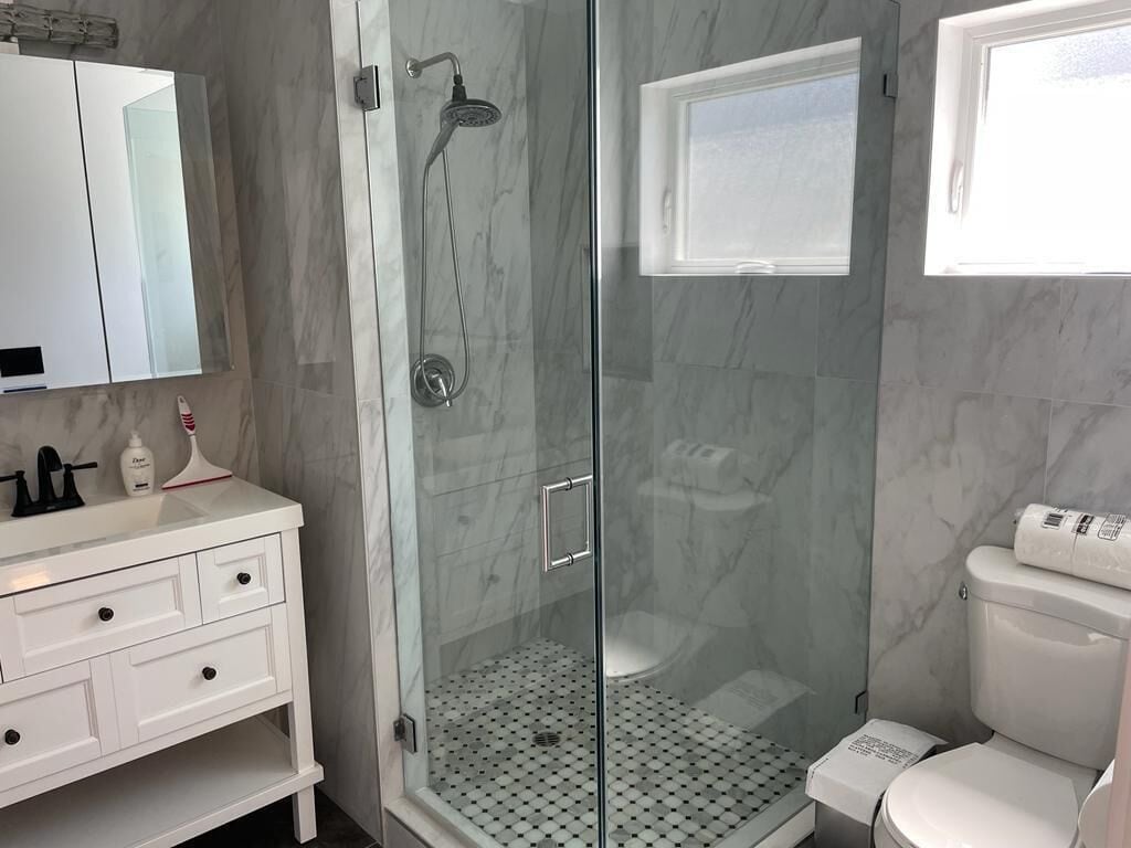 Deluxe Apartment | Bathroom | Soap
