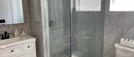 Deluxe Apartment | Bathroom | Soap