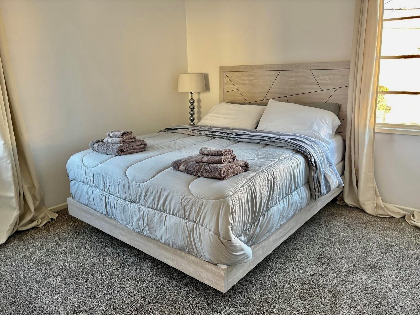 Apartamento conforto, varanda | Wi-Fi de cortesia