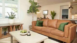 TV, fireplace - Spacious Retreat w/ King Suite, 3 Baths + Yard (Graham)
