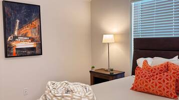 3 bedrooms, iron/ironing board, Internet, bed sheets