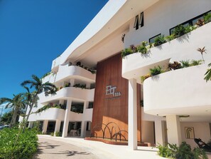 Exterior - New Studio in the Best Area of Tulum | Close to the Beach | Private Jacuzzi (Tulum)