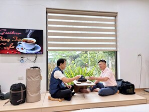 Phòng đôi Tiêu chuẩn, quang cảnh sông | Bàn, khu vực làm việc phù hợp cho laptop 