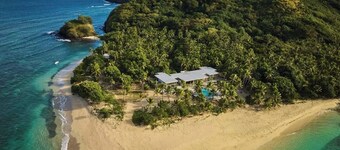 Private Fiji Island • Oceanfront Pool • Sleeps 12