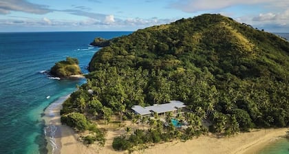 Private Fiji Island • Oceanfront Pool • Sleeps 12