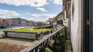 Apartment (One-Bedroom Apartment)