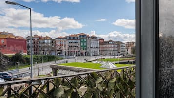 Huoneisto (One-Bedroom Apartment)