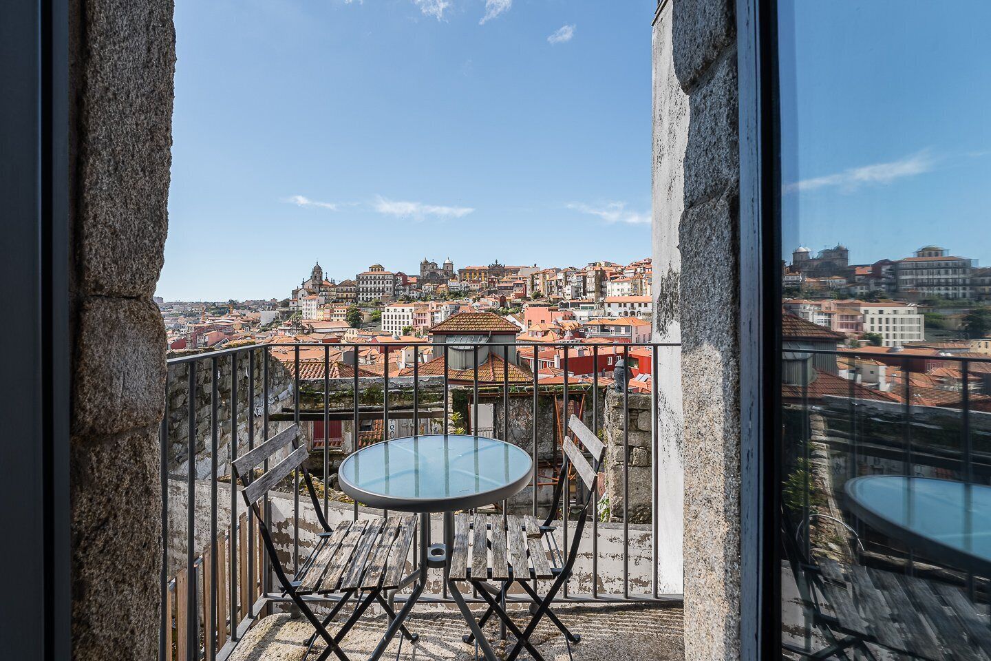 Estudi (Studio with Balcony) | Exterior
