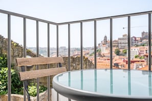 Studio (Studio with Balcony) - Guestready - Old City Design Apartments (Porto)