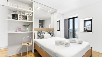 Studio (Studio with Balcony)